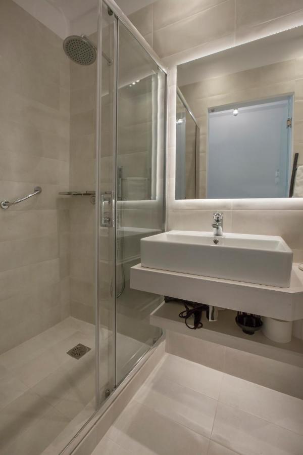 Ermou Stylish Suites By Ghh Atena Exterior foto
